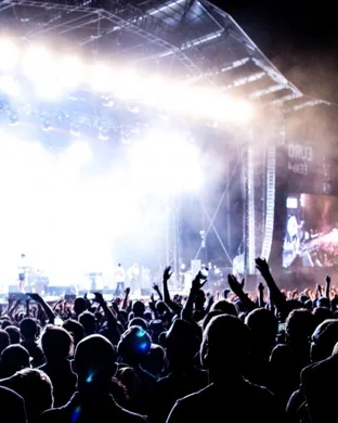 Slippery When Wet - The Ultimate Bon Jovi Tribute