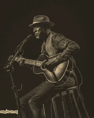 Keb Mo